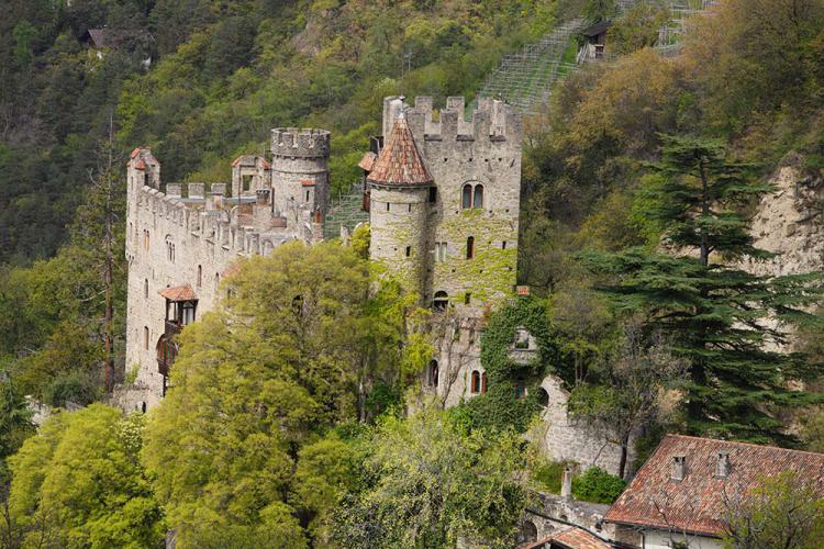 Castel Fontana a Tirolo